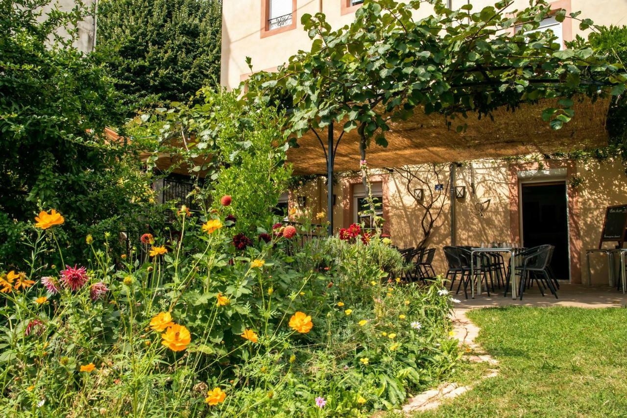 Hotel Restaurant Les Touristes Vals-les-Bains Buitenkant foto