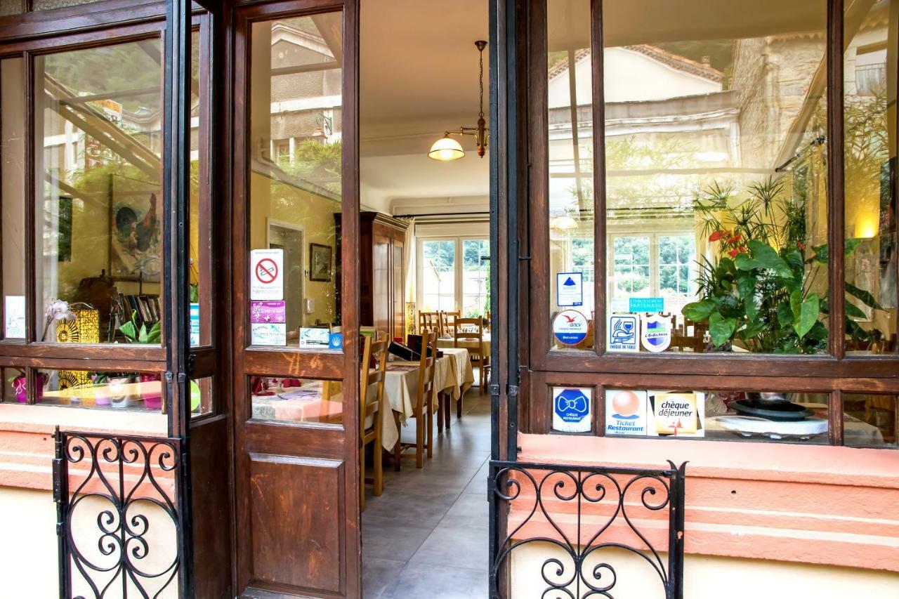 Hotel Restaurant Les Touristes Vals-les-Bains Buitenkant foto